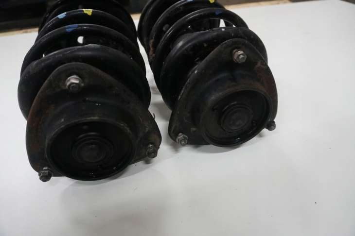 Subaru Forester IV Sj 2.0xt Amortyzatory Przednie 20310sg030 - Image 3