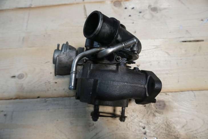Toyota Avensis Verso Turbosprężarka 17201-27040 - Image 3