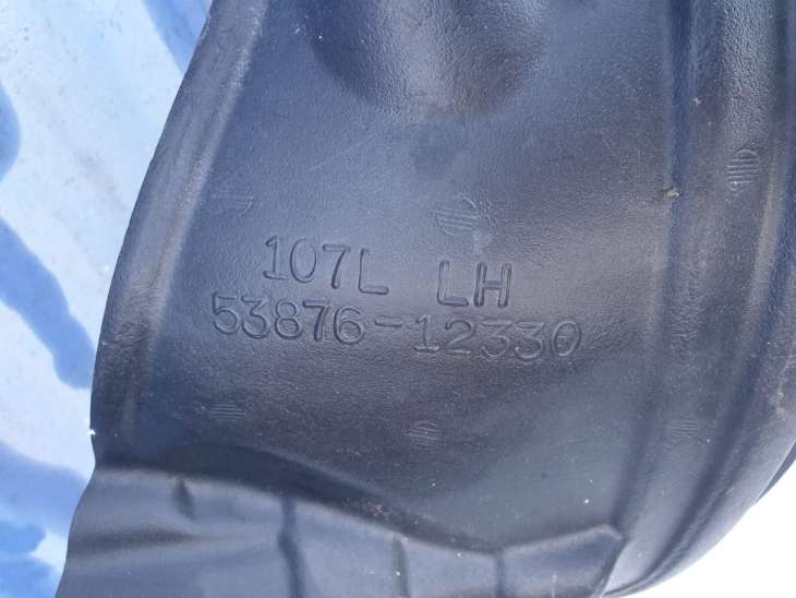 Toyota Corolla Verso 2003r 2.0d Nadkole Lewe Przednie Przód 53876-12270 - Image 4