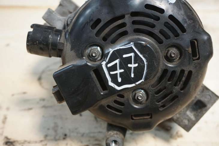 Honda Accord VIII Alternator 104210-2260 2.2d - Image 2