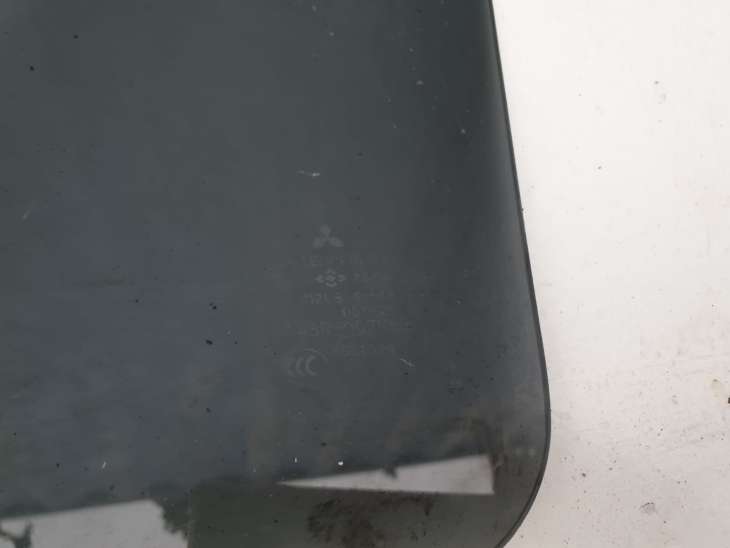 Mitsubishi Outlander I 2005r Szyba Prawa Tylna Tyl (61) - obrazek 4