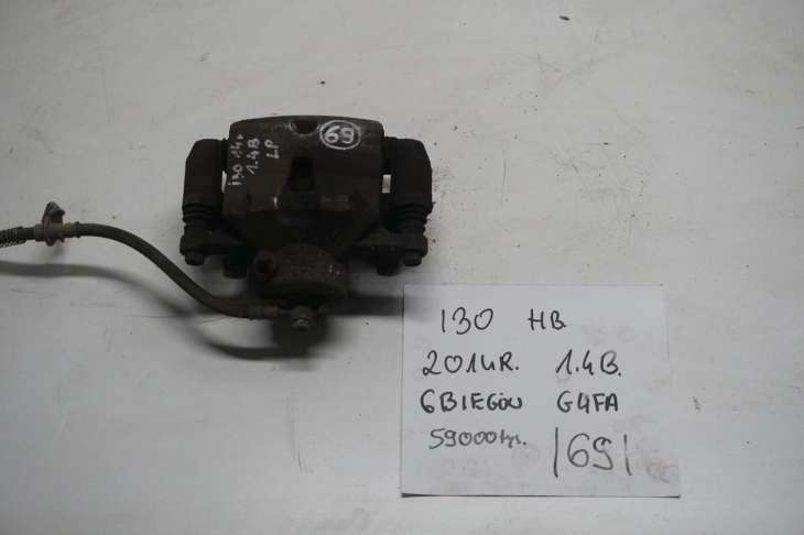 Hyundai I30 II Zacisk Hamulcowy Lewy Przedni Jarzmo Nr.69