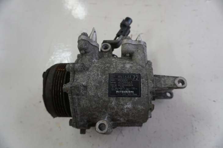 Mitsubishi Colt Cz Lift Sprężarka Kompresor Klimatyzacji Mn164472 2010rok - Image 2
