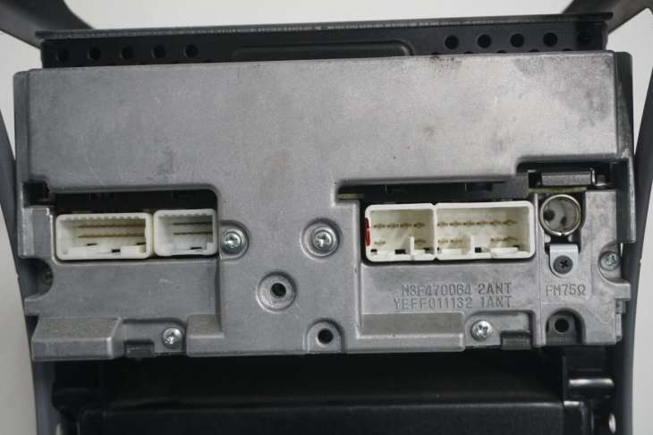 Toyota Prius II Radioodtwarzacz 86120-47110 - Image 4