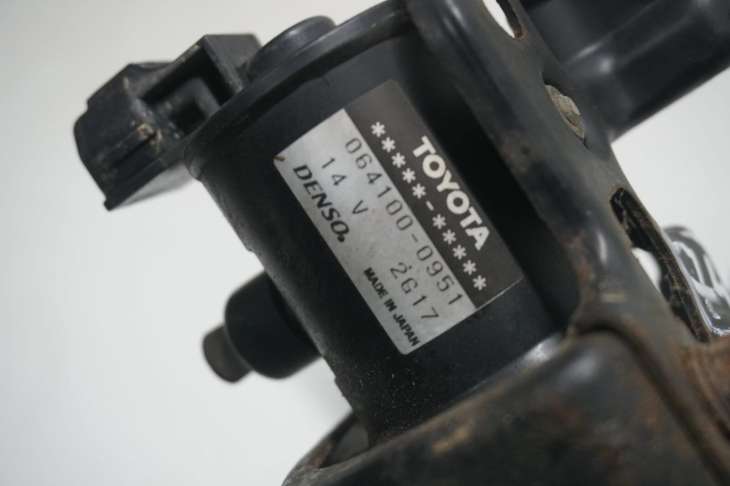Toyota Prius II Pompa 064100-0951 - Image 3
