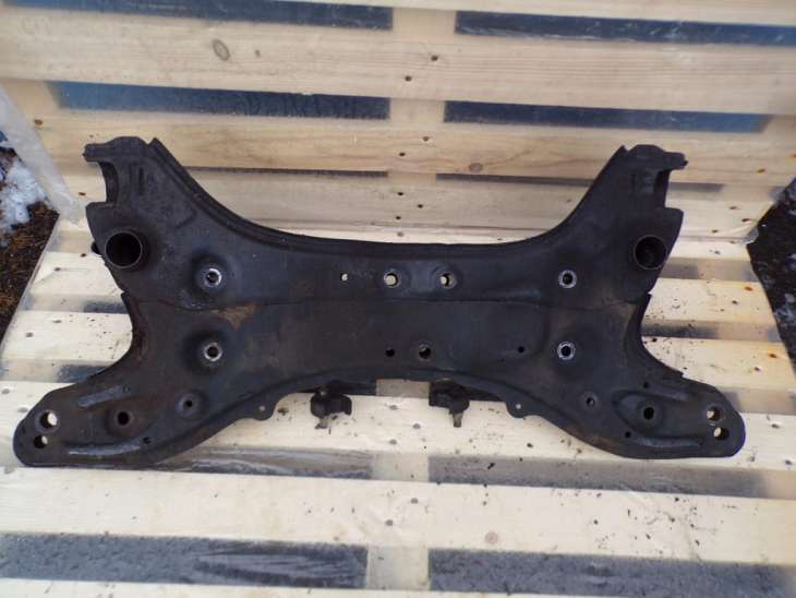 Toyota Yaris I Belka Zawieszenia Sanki Wózek Nr.98 - Image 4