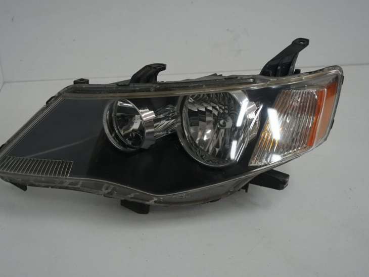 Mitsubishi Outlander II Lampa Lewa Przednia Nr.29
