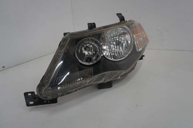 Mitsubishi Outlander II Lampa Lewa Przednia Nr.29 - Image 3