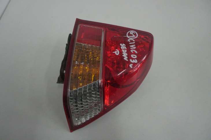 Honda CIVIc VII 2003r Sedan Lampa Prawa Tylna Tył Nr 61 - Image 2