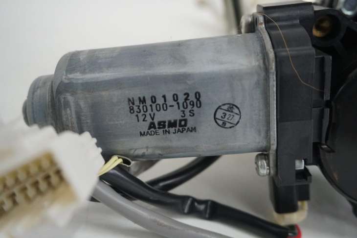 Subaru Forester IV Sj Mechanizm Podnoszenia Klapy Bagażnika 830100-1090 2015rok - Image 5