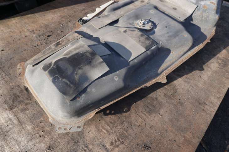 Toyota Rav III 2006-2013r 2.2 Diesel Zbiornik Paliwa 7700142163 ; 7701042040 - Image 2