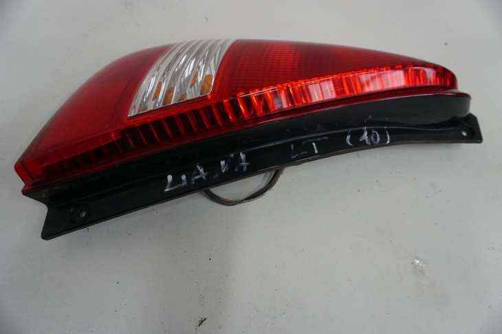 Suzuki Liana 2003rok Lampa Tylna Lewa Prawa - Image 2