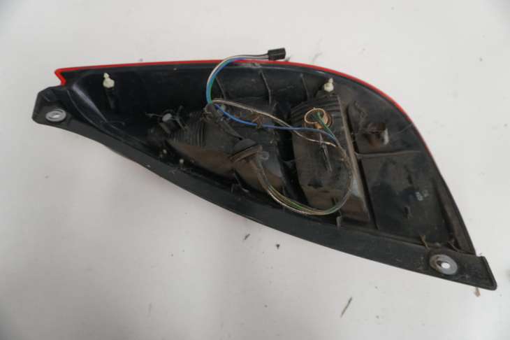 Suzuki Liana 2003rok Lampa Tylna Lewa Prawa - Image 3