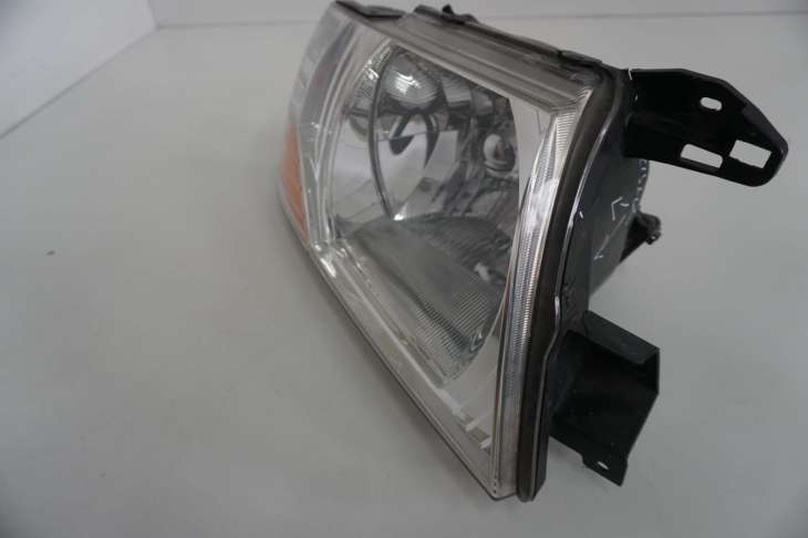 Mitsubishi Pajero III Lampa Prawa Przednia Europa Mn133752 - Image 2