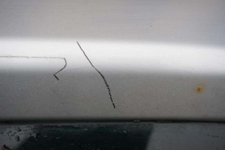 Nissan Almera N16 Klapa Bagażnika Kl0 Szyba Nr.1 - Image 5