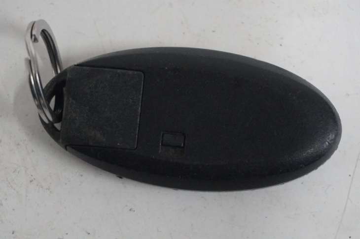 Nissan Kluczyk Nr.330 - Image 3