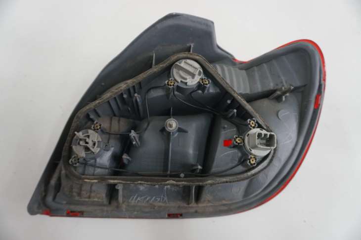 Toyota Yaris I Lampa Lewa Tylna Europa 2001rok - Image 5