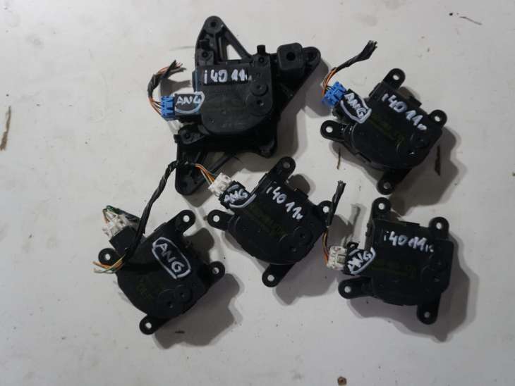 Hyundai I40 2011r Silniczek Silniczki Nagrzewnicy 971543z000 ; 971571jaa0