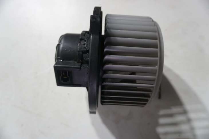 Hyundai I40 2011r Wentylator Nagrzewnicy Dmuchawy 971263z900 - Image 2