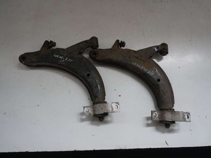 Subaru Forester II Sg 2003-2008r Lewy Przedni Wahacz 20202sa090