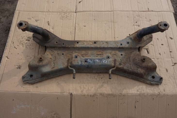 Suzuki Swift III Mk6 Belka Zawieszenia Wózek Sanki 45810-62j10 ; 45810-63j10 Nr.52
