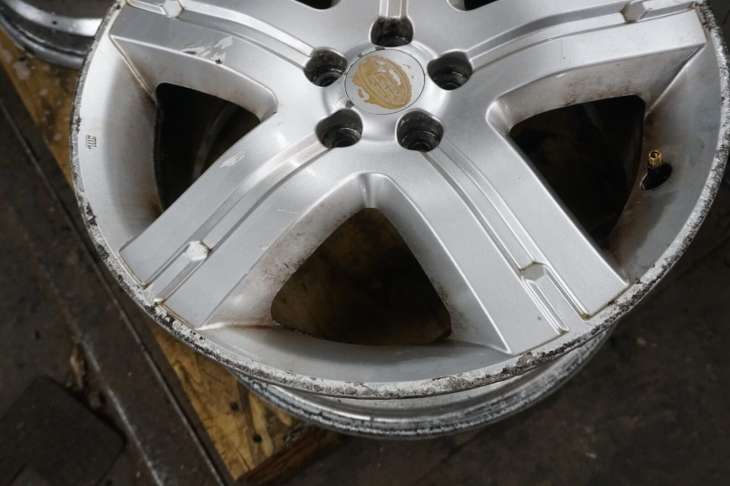 Subaru Forester Sg II Felga B61 5x100 17x7j Enkei 28111sa130 - obrazek 3