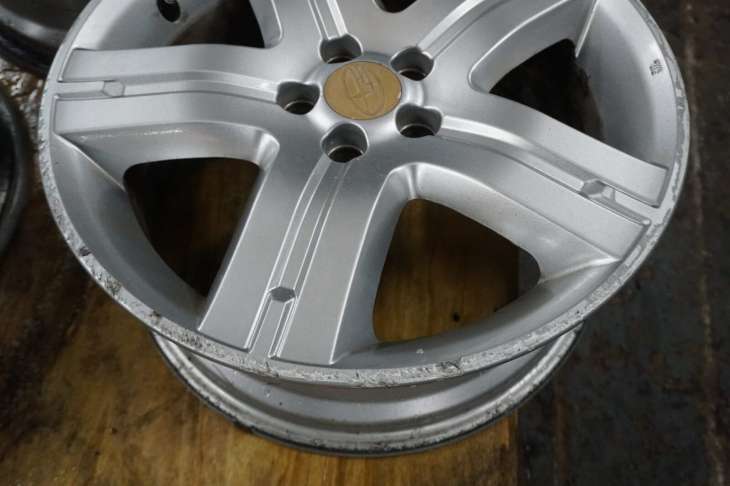 Subaru Forester Sg II Felga B61 5x100 17x7j Enkei 28111sa130 - obrazek 12