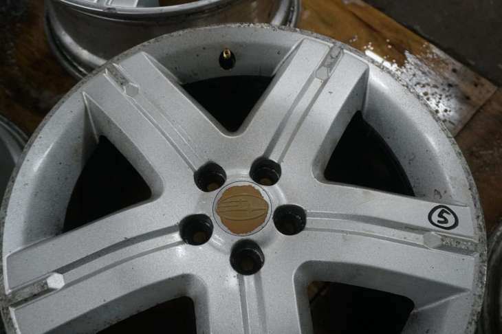 Subaru Forester Sg II Felga B61 5x100 17x7j Enkei 28111sa130 - obrazek 16