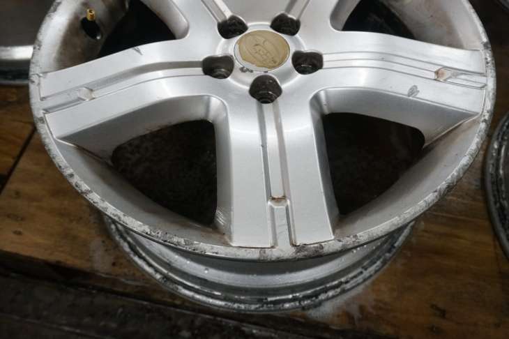 Subaru Forester Sg II Felga B61 5x100 17x7j Enkei 28111sa130 - obrazek 18