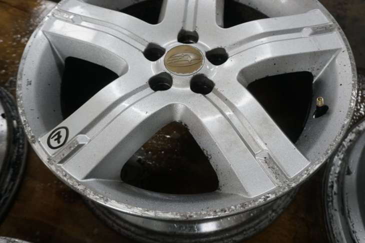 Subaru Forester Sg II Felga B61 5x100 17x7j Enkei 28111sa130 - obrazek 21