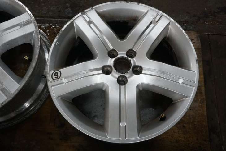 Subaru Forester Sg II Felga B61 5x100 17x7j Enkei 28111sa130 - obrazek 26