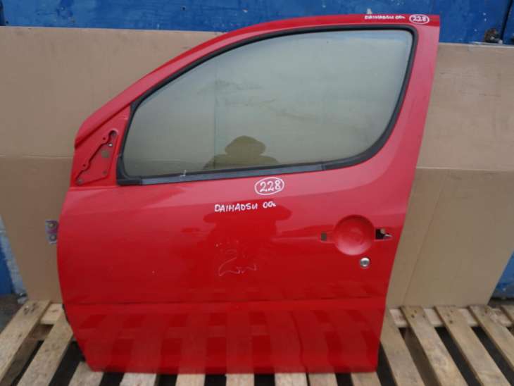 Daihatsu Sirion II M3 Drzwi Lewe Przednie Czerwony