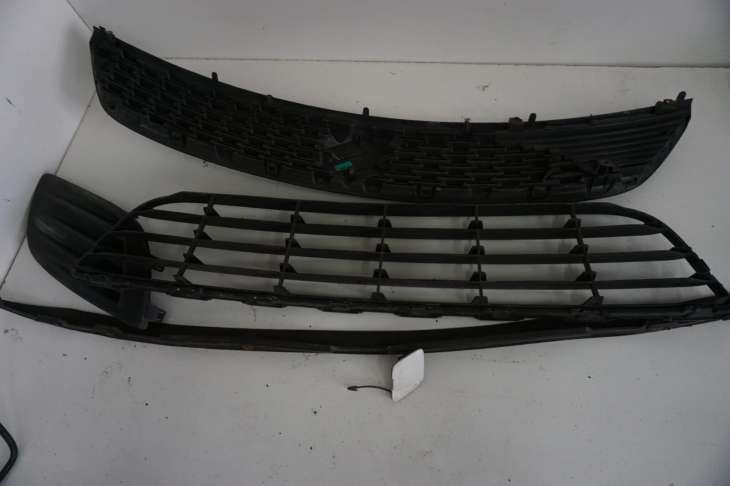 Suzuki Swift IV Mk7 Atrapa Kratka Zderzaka 71741-68l0 1751-68l0 - Image 3