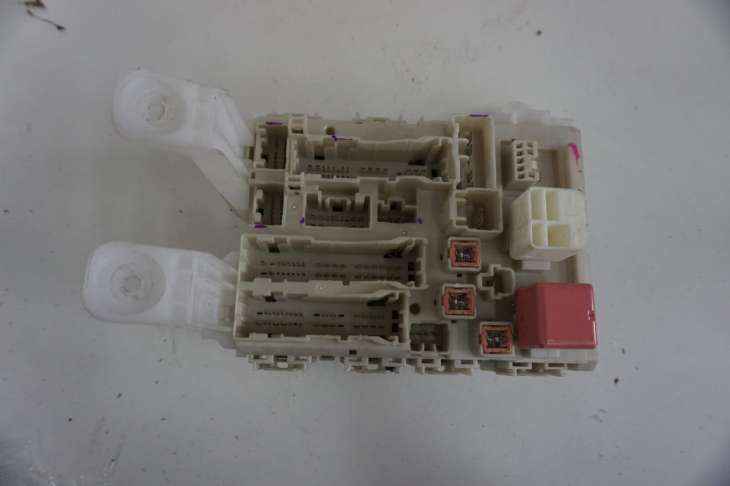 Toyota Rav4 06-12r Skrzynka Moduł Bsi 82730-42370 - Image 5