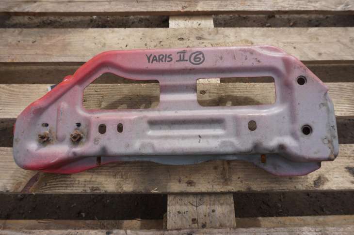 Toyota Yaris II Strefa Zgniotu Belka Zderzaka Przedniego Okular 89173-0d020