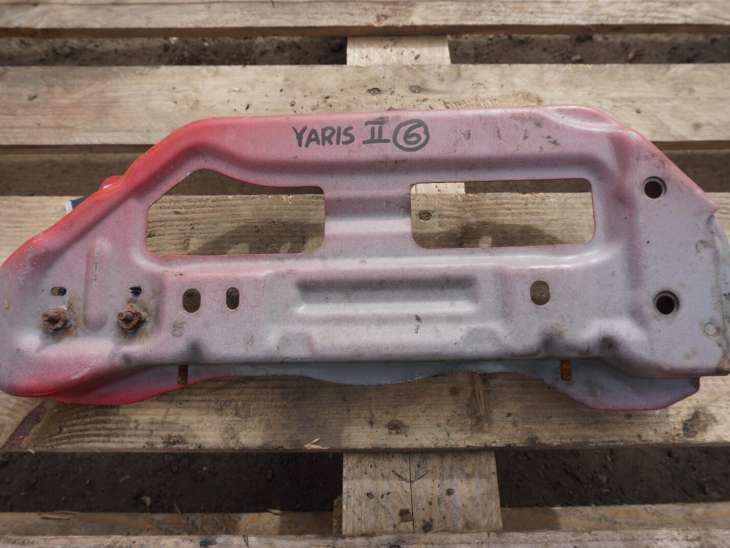 Toyota Yaris II Strefa Zgniotu Belka Zderzaka Przedniego Okular 89173-0d020