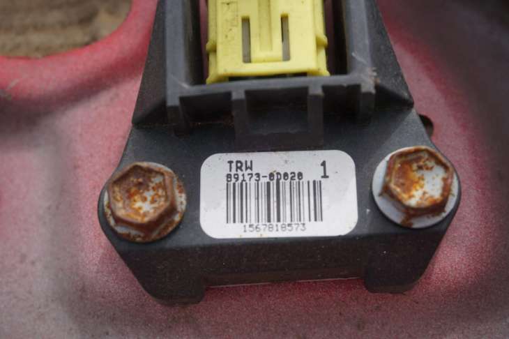 Toyota Yaris II Strefa Zgniotu Belka Zderzaka Przedniego Okular 89173-0d020 - Image 4