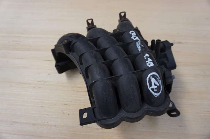 Mitsubishi Coly VI Kolektor Ssący 1.1benzyna Mn143824