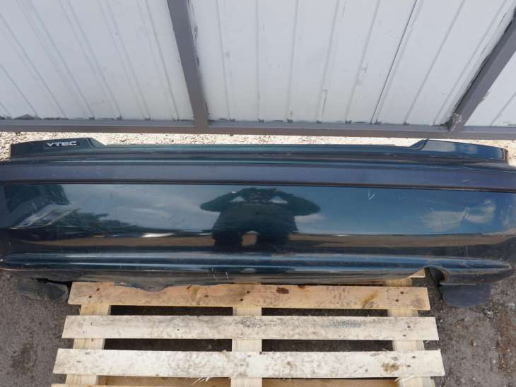 Honda CIVIc VI Zderzak Tylny 3drzwi Nr.82