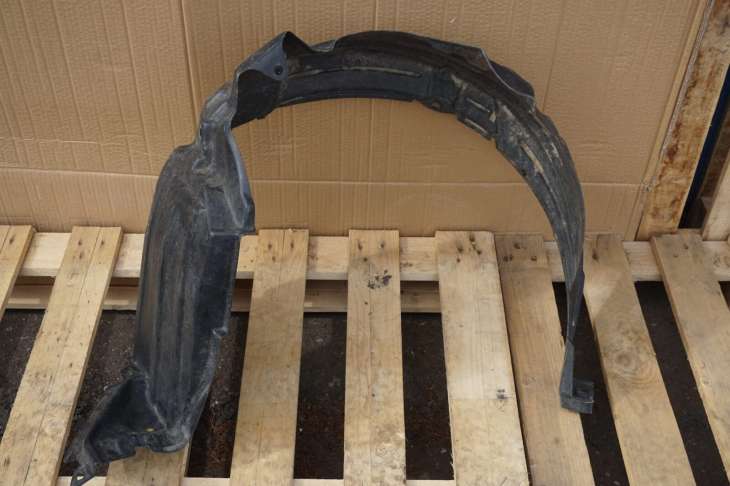 Toyota Yaris I Nadkole Prawe Przednie 58875-52010 - Image 3