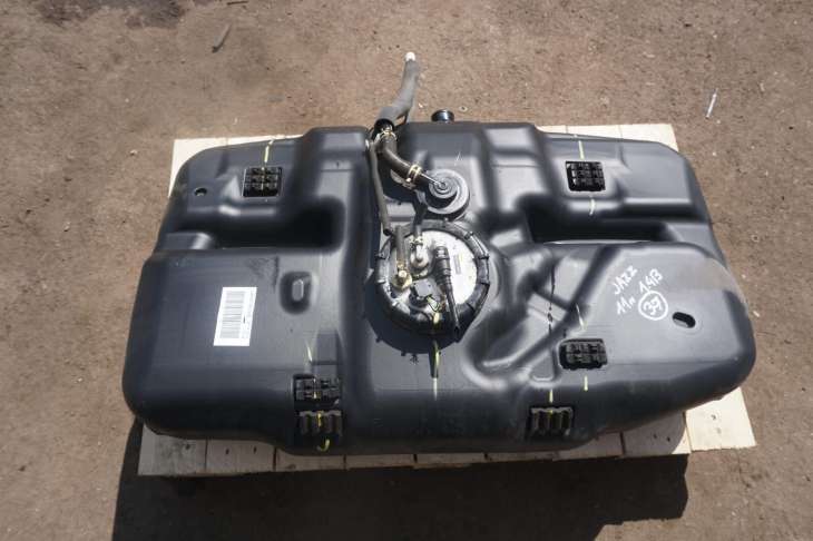 Honda Jazz III 2010r 1.4b Zbiornik Paliwa Pompa Paliwa 17708-Tf0-003