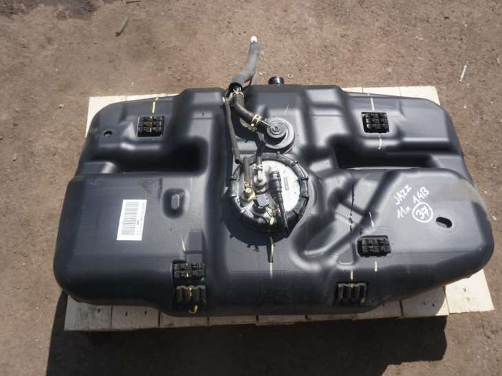 Honda Jazz III 2010r 1.4b Zbiornik Paliwa Pompa Paliwa 17708-Tf0-003