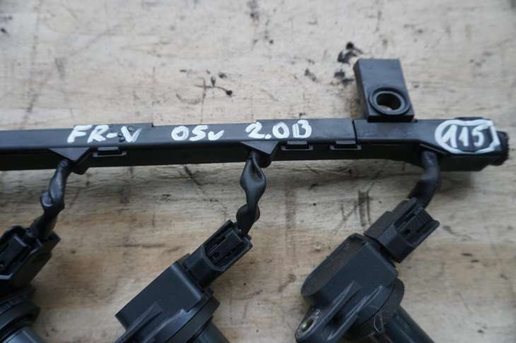 Honda Frv Fr-V Cewka Zapłonowa 099700-070 2005rok 2.0benzyna - obrazek 2