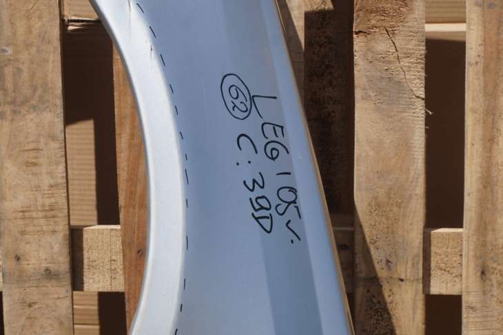 Subaru Legacy IV Błotnik Lewy Przedni 39d Srebrny 2004-2006rok - Image 2