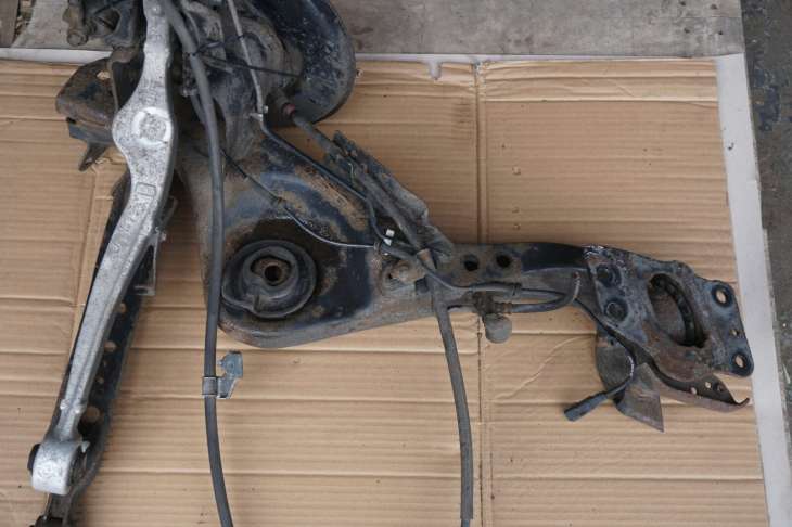 Nissan Qashqai+2 2013r J10 2.0b Aut 4x4 Lewa Zwrotnica Wahacz 55502jd00a ; 43202jg21a - obrazek 5
