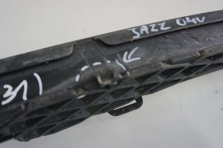 Honda Jazz II Atrapa Grill 2005rok - Image 3