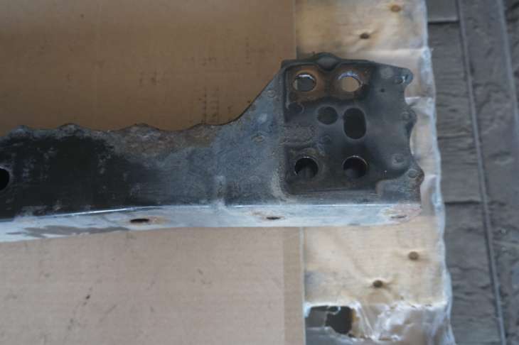 Toyota Verso Belka Zawieszenia Przedniego Silnika 2.0d4d ; 5710402160 - Image 3