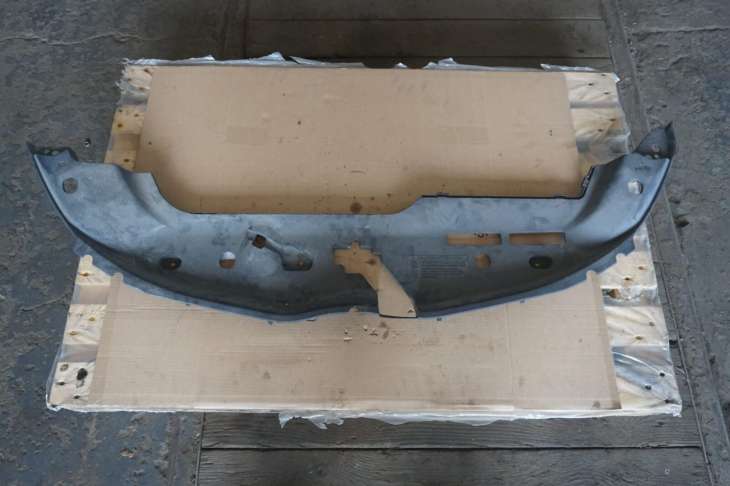 Toyota Verso Belka Osłona Pasa Przedniego 53289-0f030 53140-0f010