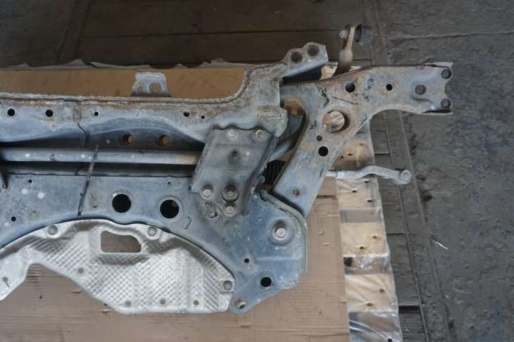 Toyota Verso Belka Zawieszenia Przedniego Sanki Wózek 5120102101 ; 5120102102 - Image 7