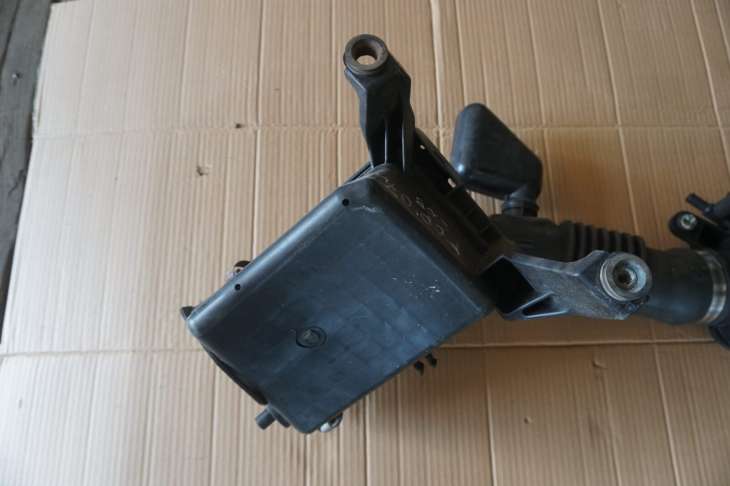 Subaru Forester II Sg Lift 2007rok 2.0b Ej204 Obudowa Filtra Powietrza 46051ae000 ; 46052sa020 ; 14435aa250 ; 14457aa490 - Image 11